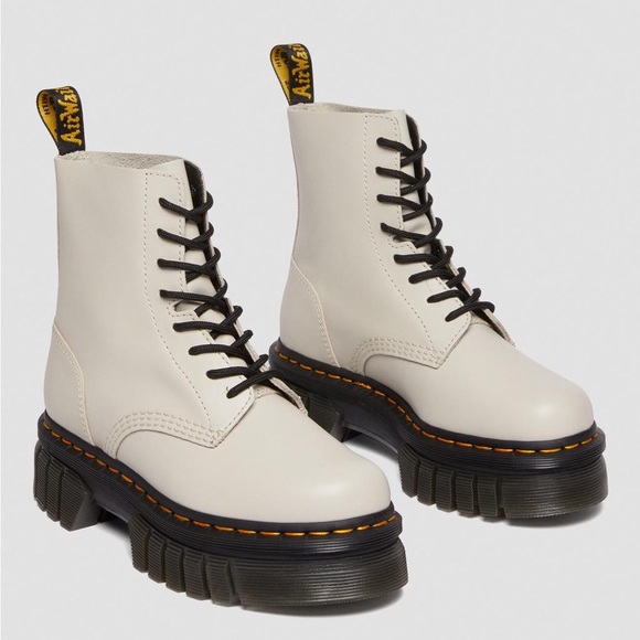 NWOT Dr Martens AUDRICK NAPPA LEATHER PLATFORM ANKLE BOOTS Size 7US. $280 - Picture 5 of 12